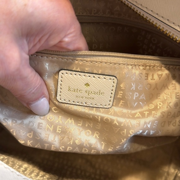 Kate Spade Laurel Way Reese Leather Crossbody Bag - Picture 7 of 10